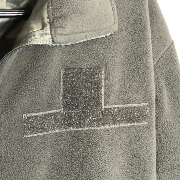 ACU GEN II ECWCS Fleece, Army Microfleece Liner, Full Zip, Medium Regular, Issue - Picture 7 of 8